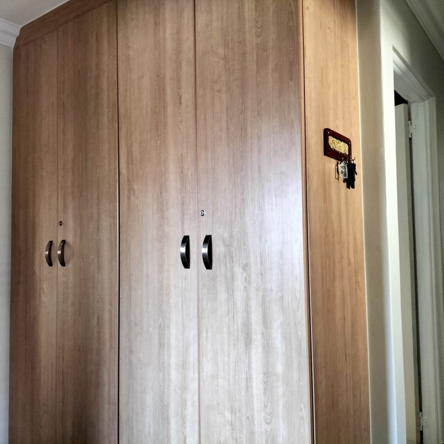 3 Bedroom Property for Sale in Fraaiuitsig Western Cape